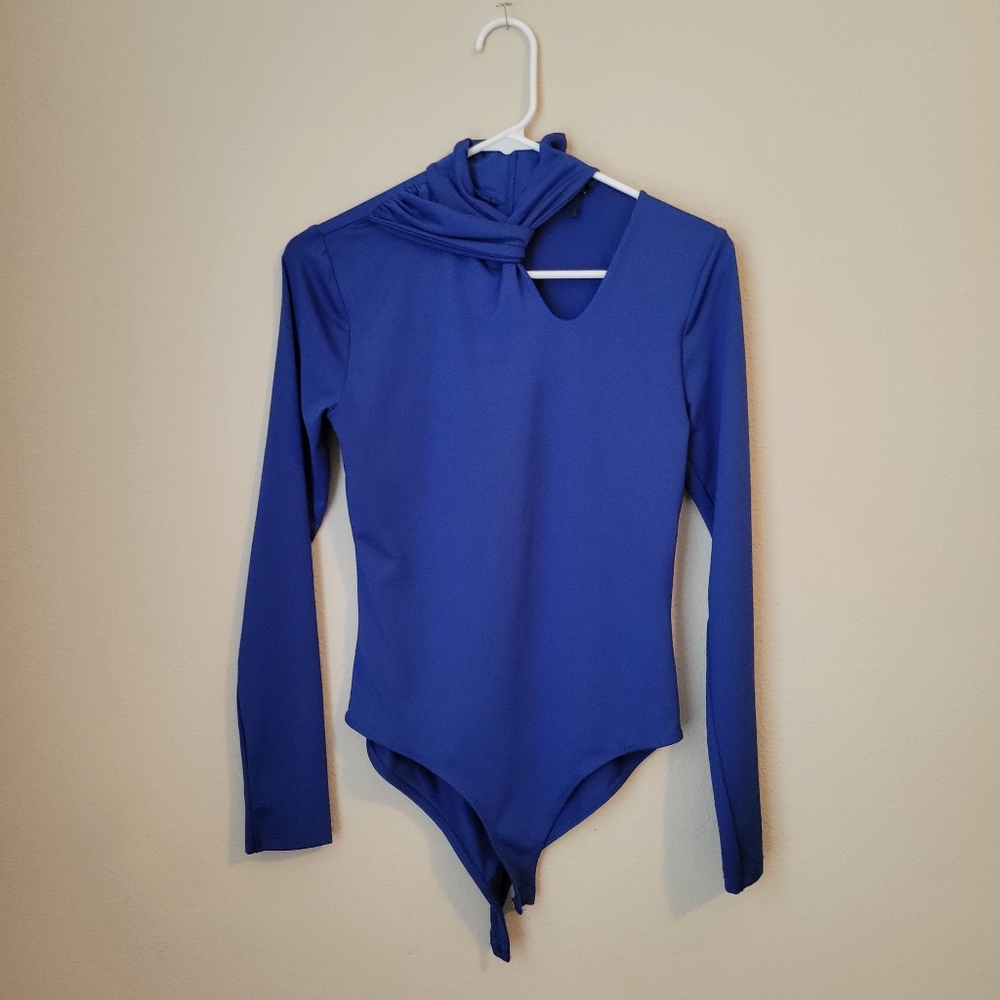 Zara Blue Bodysuit with Neck cutout